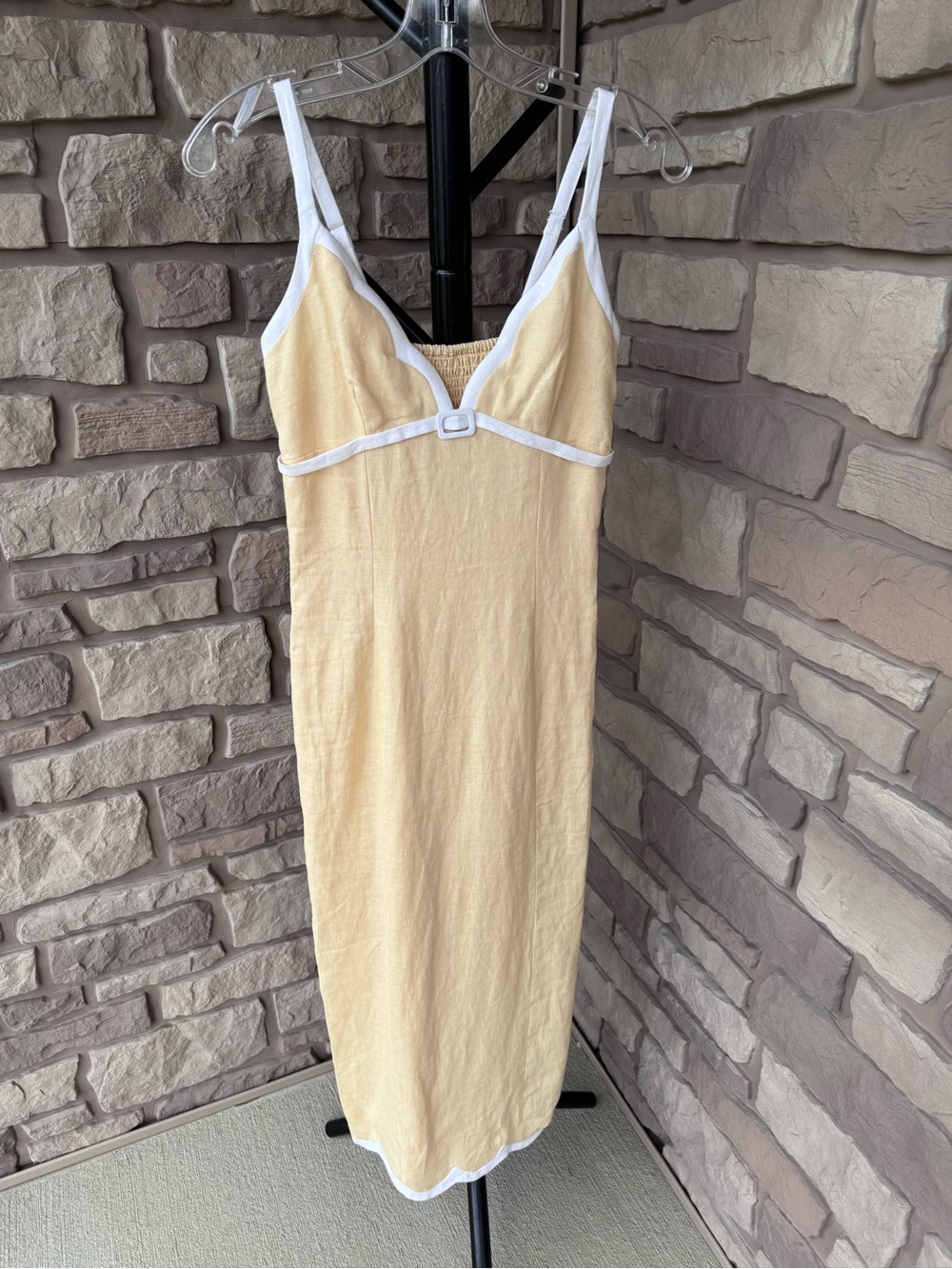 Reformation Sara Parmesan Butter Yellow Linen Dress - Picture 4 of 10